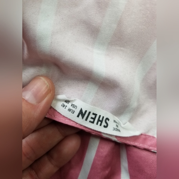 🍂 Shein Striped Ruffle Romper - Picture 3 of 3